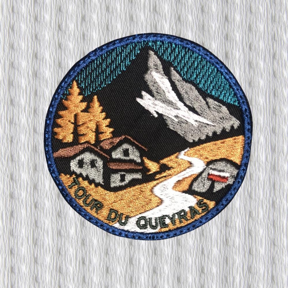 Tour du Queyras Patch – Hiking Embroidered Patch – French Alps Trekking Souvenir – Mountain Trail Badge – Gift for Hikers