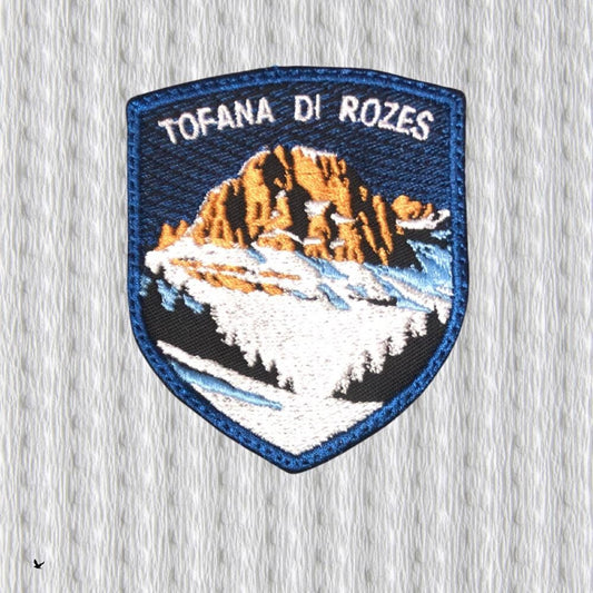 Toppa Ricamata “Tofana di Rozes” – Patch Dolomiti, Emblema Montagna, Souvenir Italia, Applicazione Termoadesiva per Zaini e Giacche