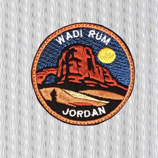 Wadi Rum Patch – Jordan Desert Embroidered Badge – Middle East Travel Patch – Sandstone Trek Souvenir – Adventure Jacket Backpack Patch