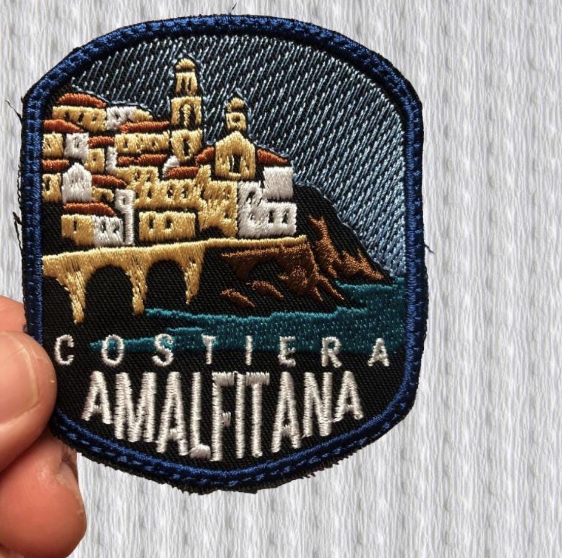 Costiera Amalfitana Embroidered Patch – Amalfi Coast Italy Scenic Travel Patch - 6,6 w cm x 7,9 cm height