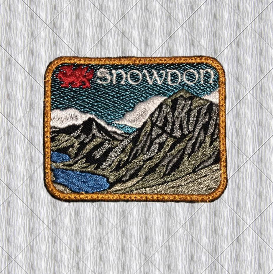 Snowdon Wales Patch, Yr Wyddfa Mountain Embroidered Patch, Welsh Dragon Hiking Badge, Snowdonia Travel Souvenir Patch
