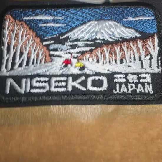 Niseko Japan Ski Patch – Mount Yotei Embroidered Badge – Hokkaido Skiing Souvenir – Japanese Winter Mountain Patch